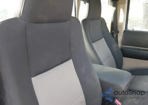 2004 Ford Ranger Xlt from USA, damaged, VIN 1FTZR15E14PB62093